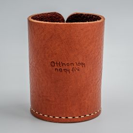 Bőr asztali tolltartó 