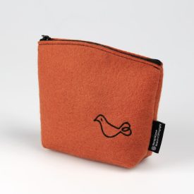 Filc neszesszer madár motívummal